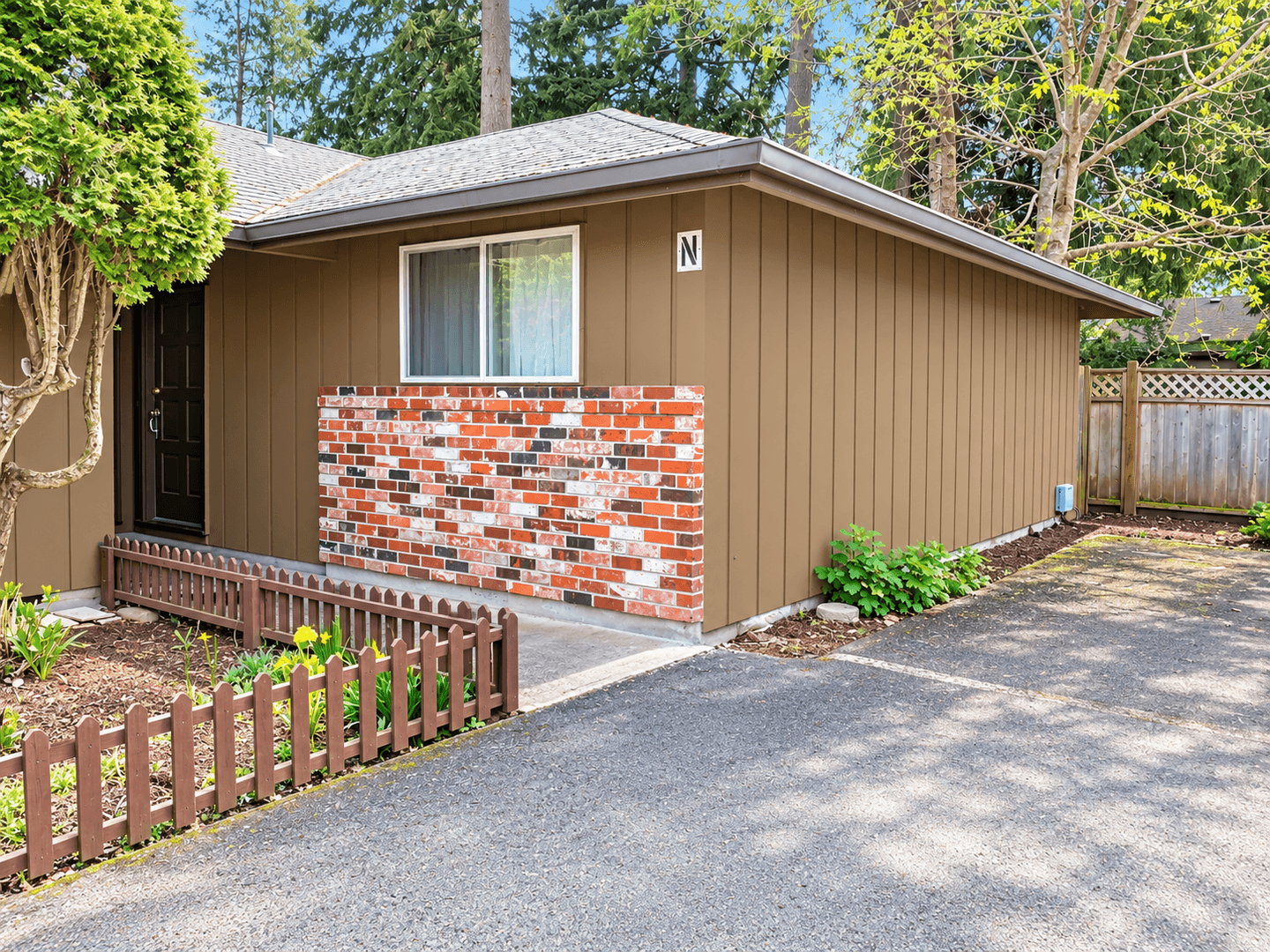 VANCOUVER Apartment: 3408 E 18 STREET