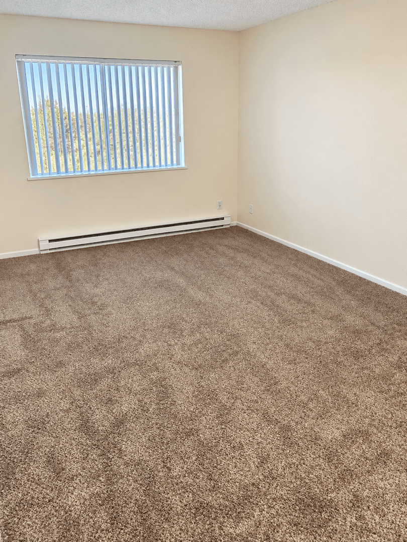 Longview Apartment: 1955 33 Avenue