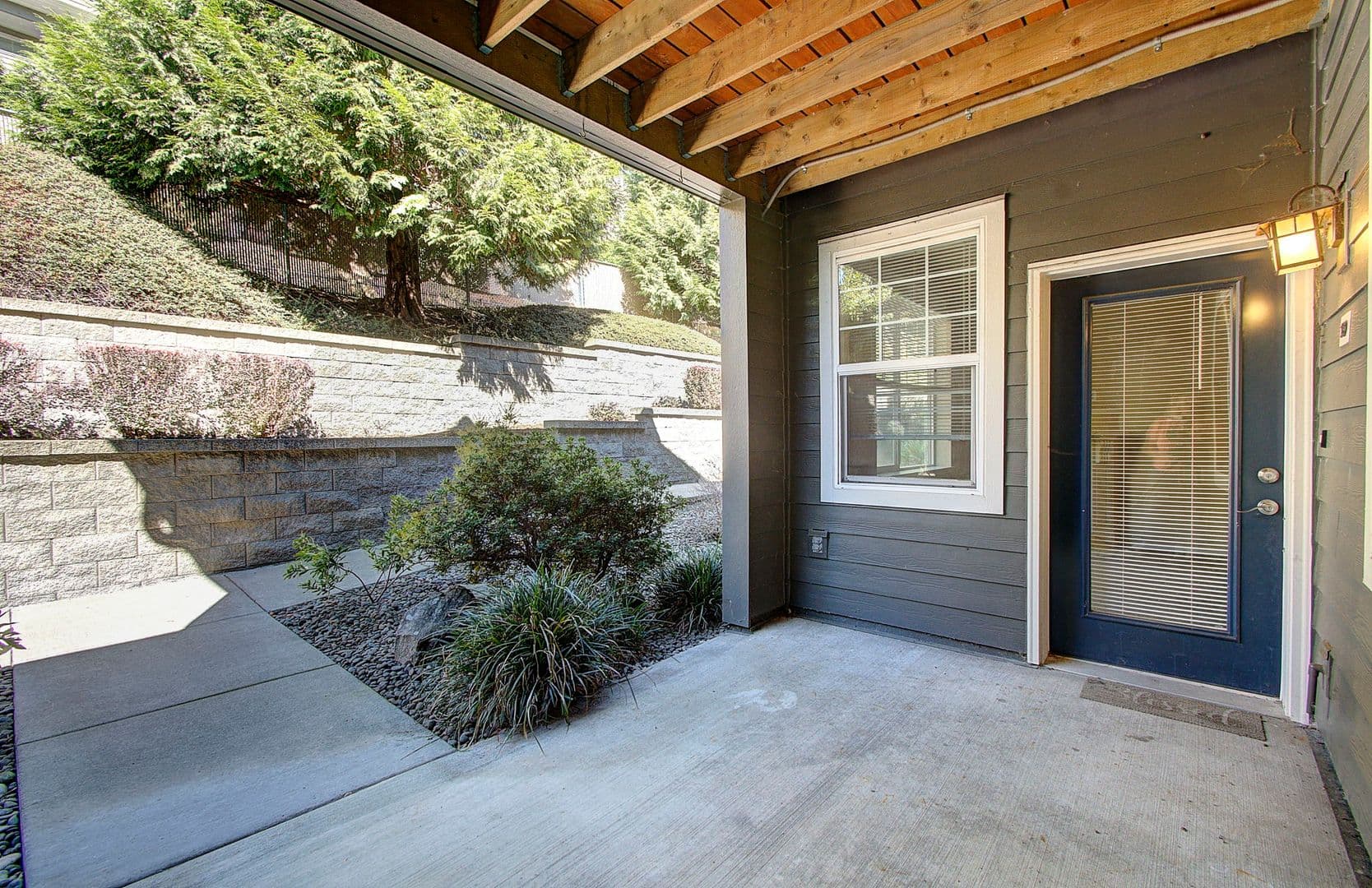 Vancouver House: 10800 SE 17th Circle #189
