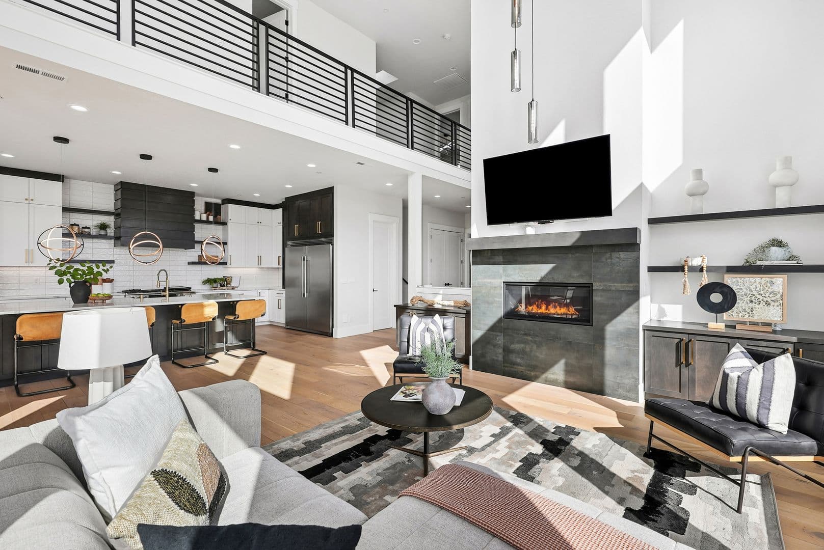 Washougal House: 1757 N Columbia Ridge Way