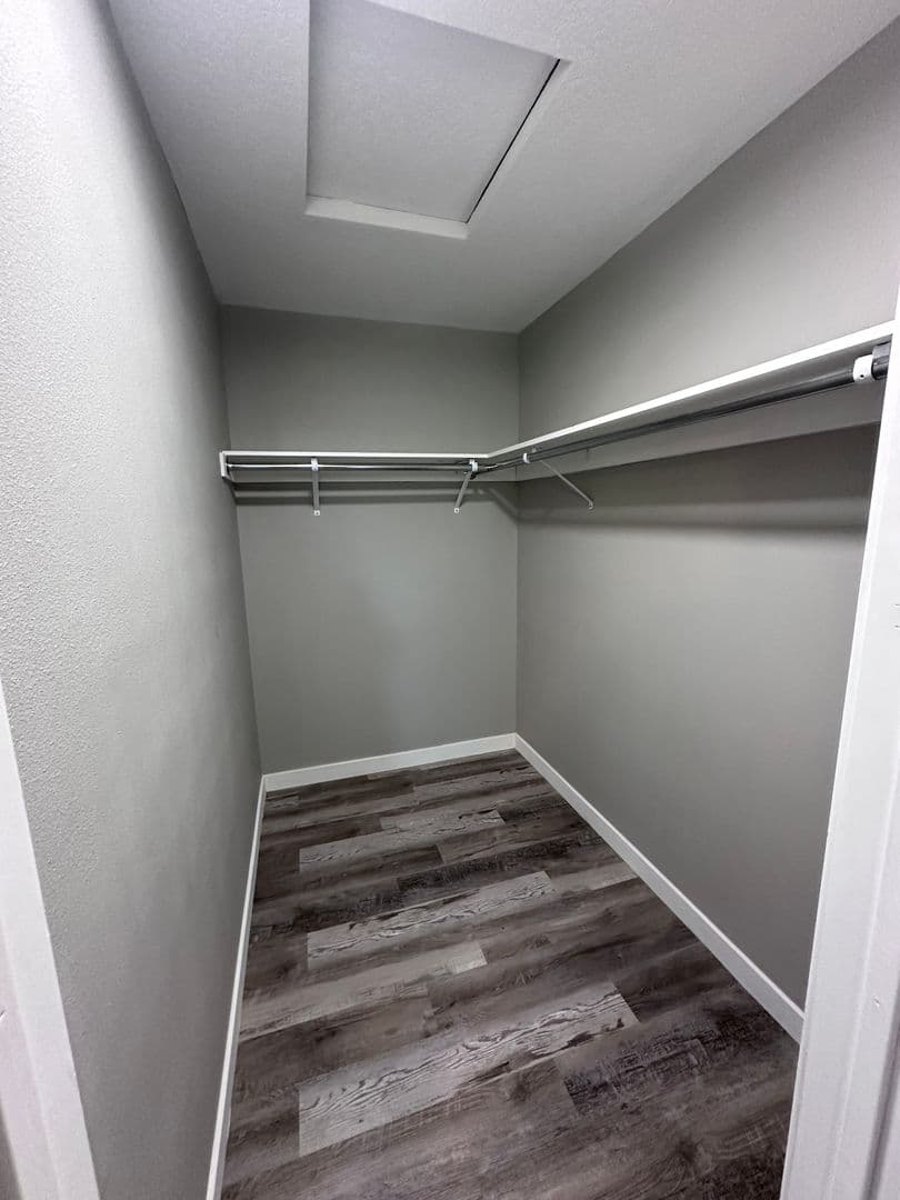 Camas Apartment: 222-238 NW 12 Avenue
