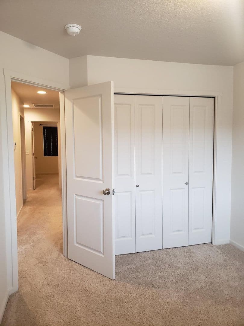 Vancouver Townhome: 11506 NE 22nd Cir