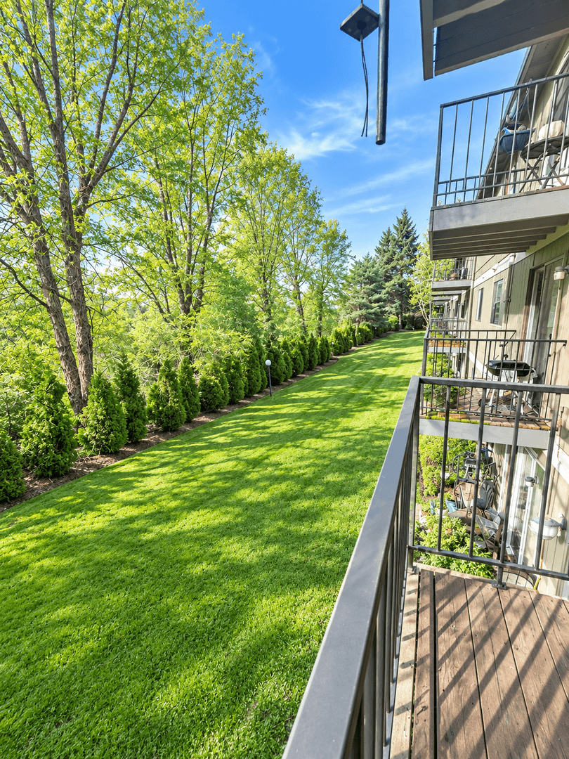 Vancouver Apartment: 7106 Hazel Dell Avenue