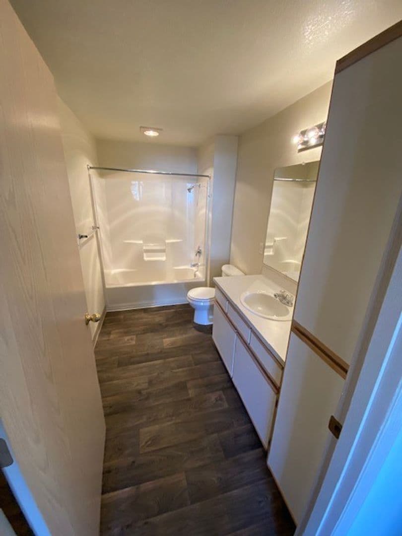 SALEM Apartment: 540 WALLACE ROAD NW, #205