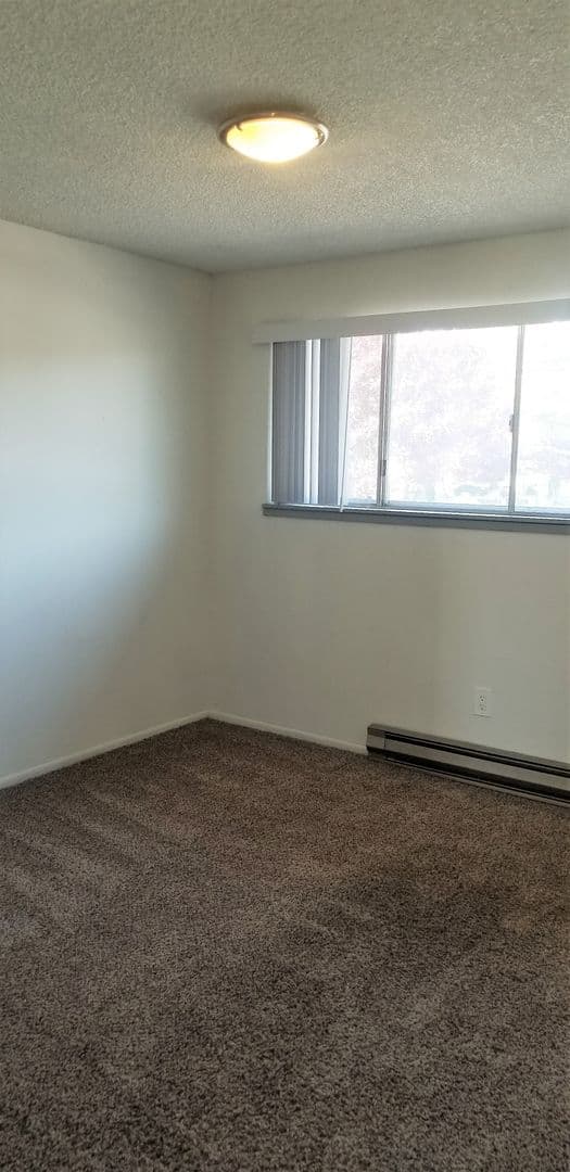 VANCOUVER Apartment: 319 NE 104 AVENUE