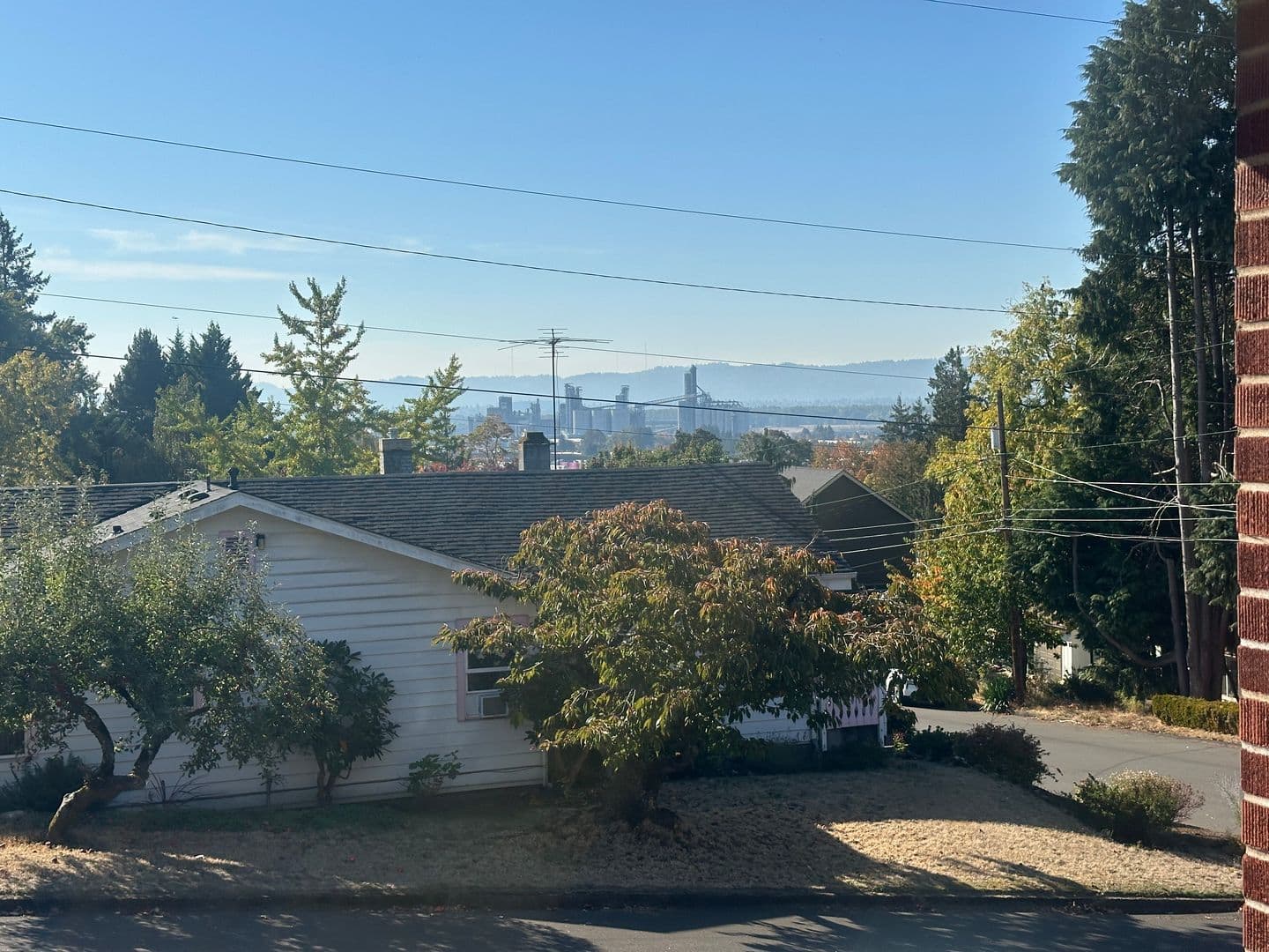 Vancouver Apartment: 1110-1112 NW 41st Street
