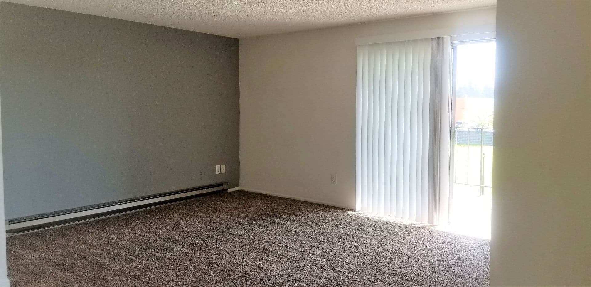 VANCOUVER Apartment: 301-415 NE 104 AVENUE