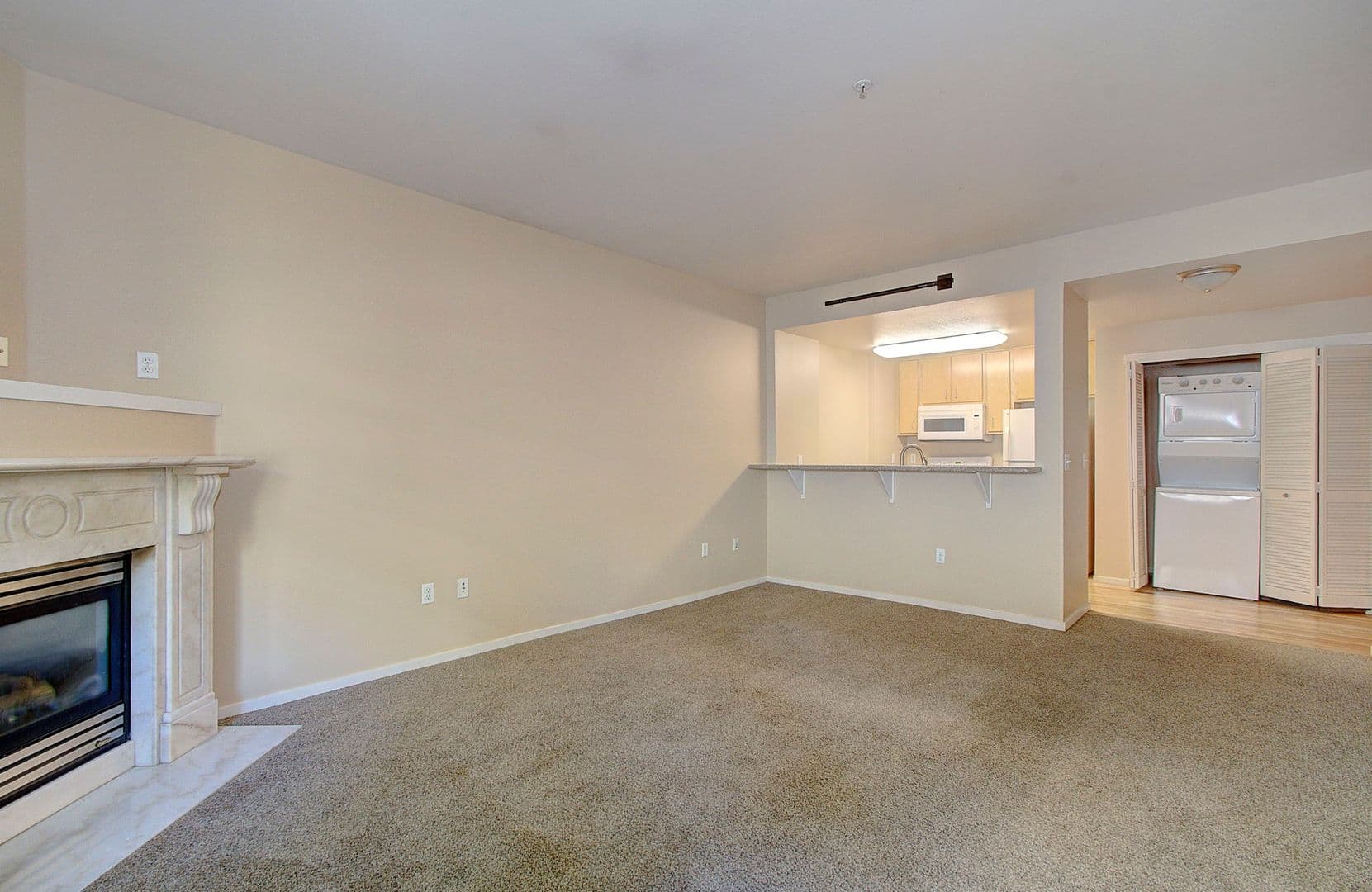 Vancouver House: 10800 SE 17th Circle #189