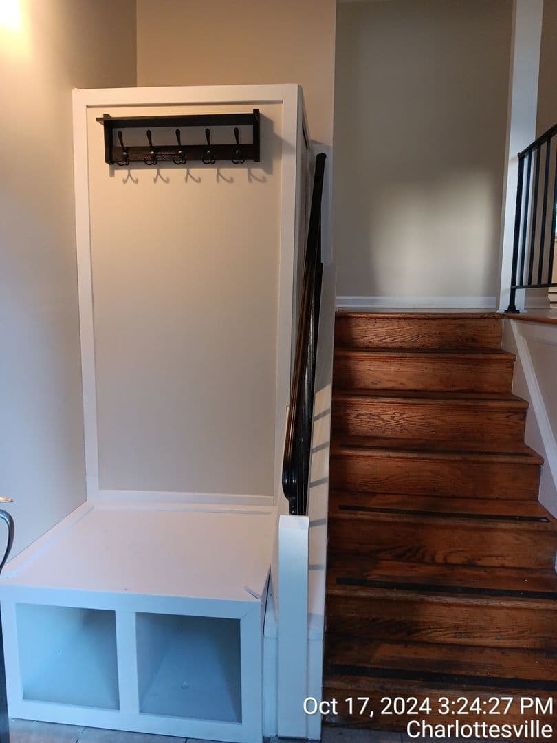 Charlottesville House: 110 Middlesex Dr