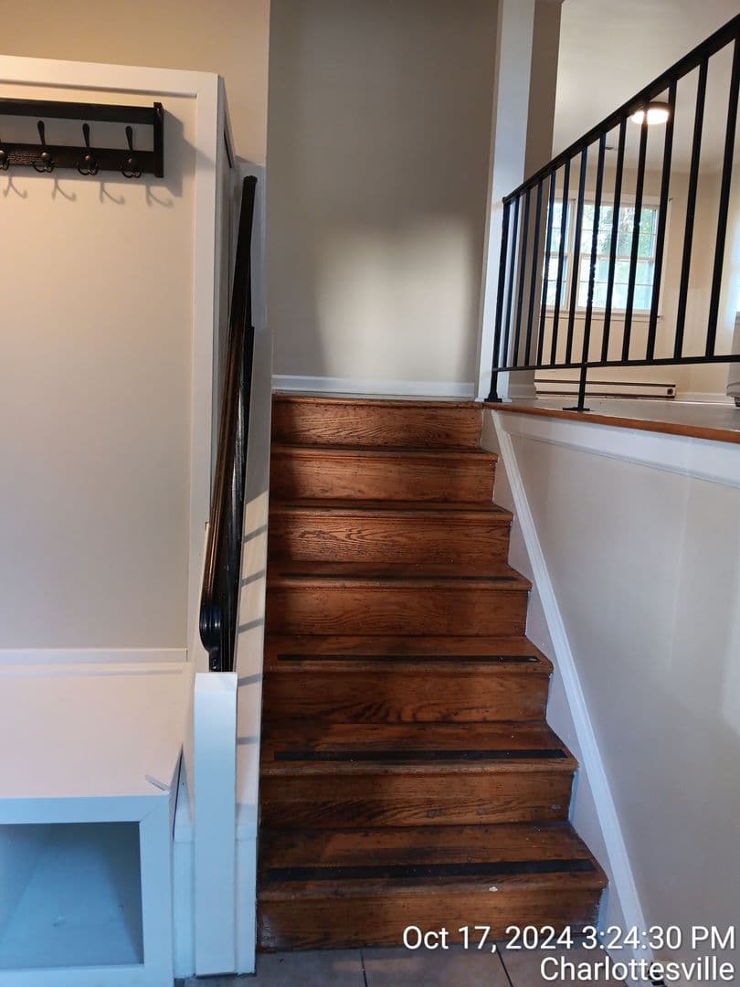 Charlottesville House: 110 Middlesex Dr