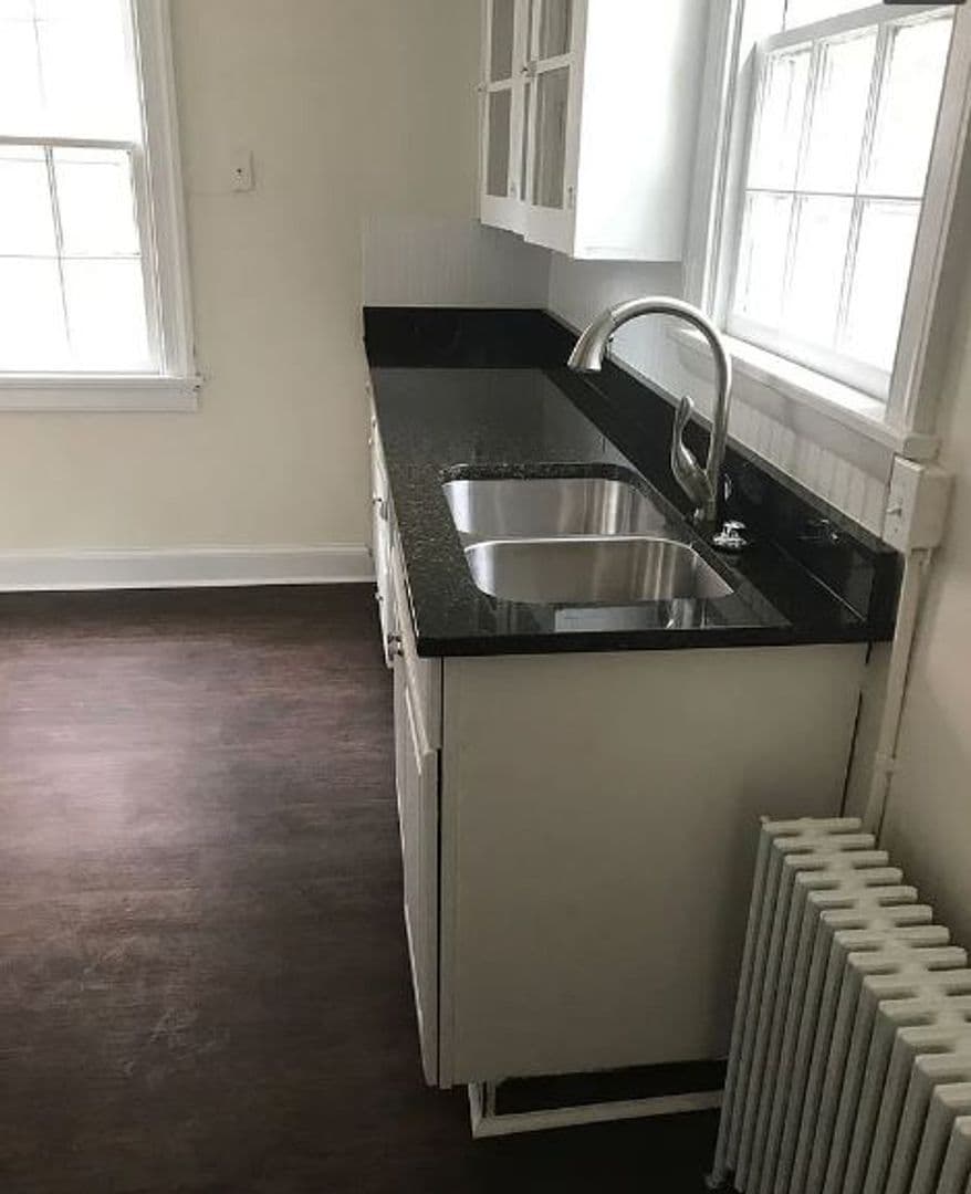 Charlottesville House: 508 14th St NW