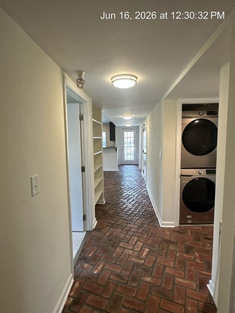 Charlottesville Apartment: 515 14th ST NW Apt B