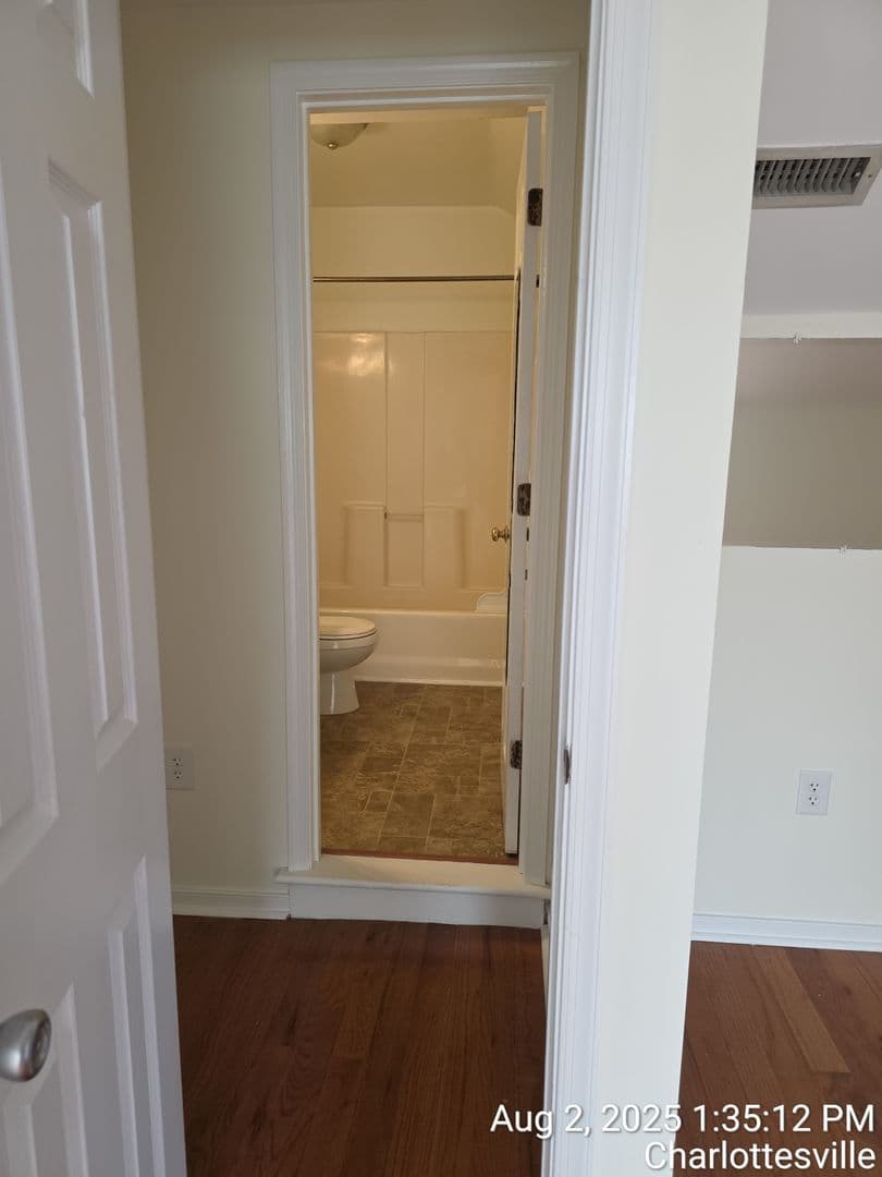 Charlottesville House: 610 Rugby Rd D