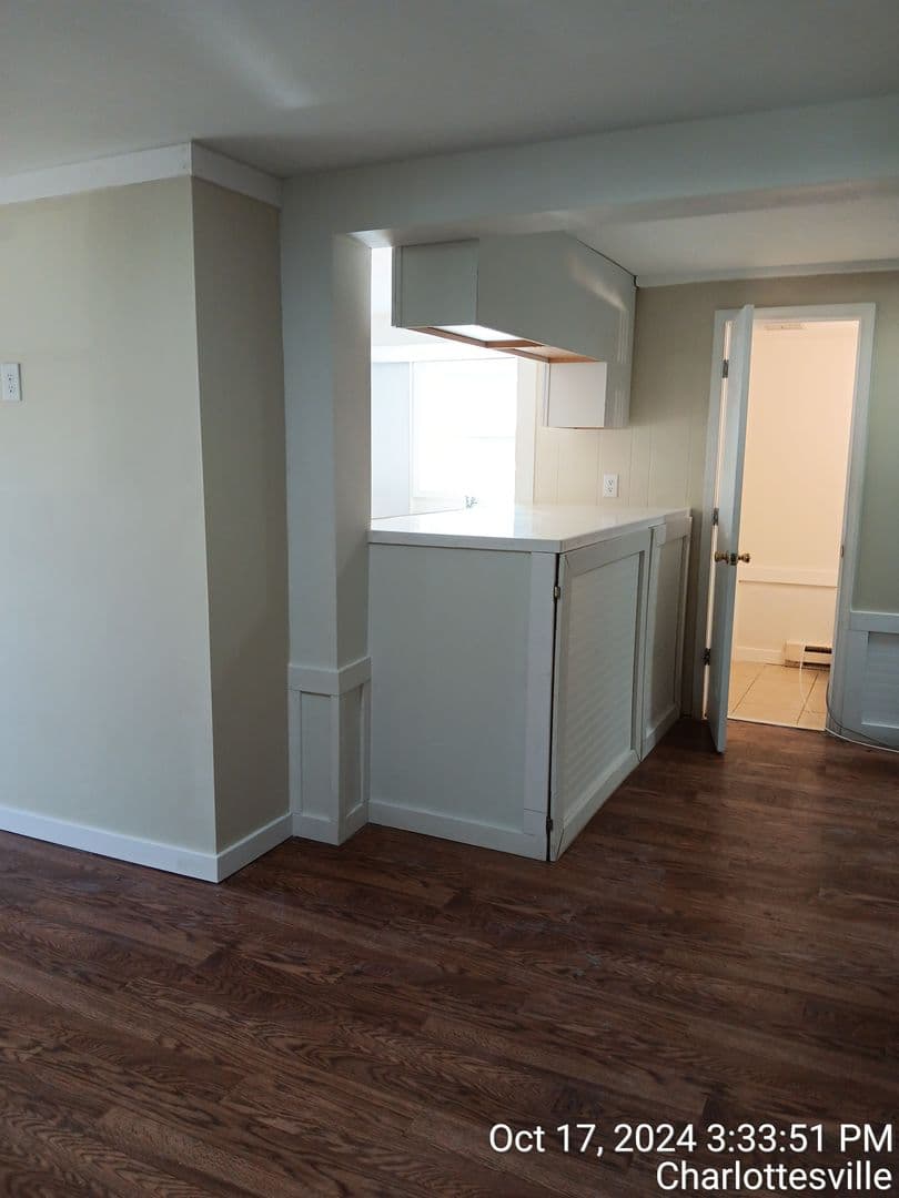 Charlottesville House: 110 Middlesex Dr