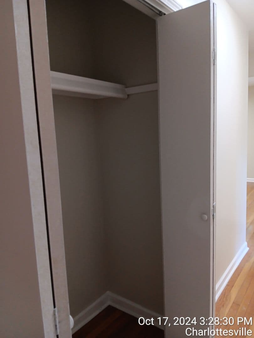 Charlottesville House: 110 Middlesex Dr