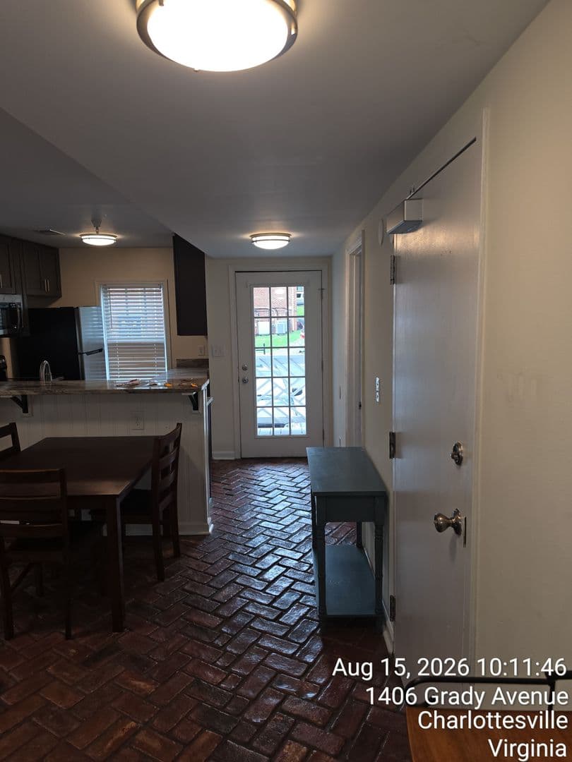 Charlottesville Apartment: 515 14th ST NW Apt B