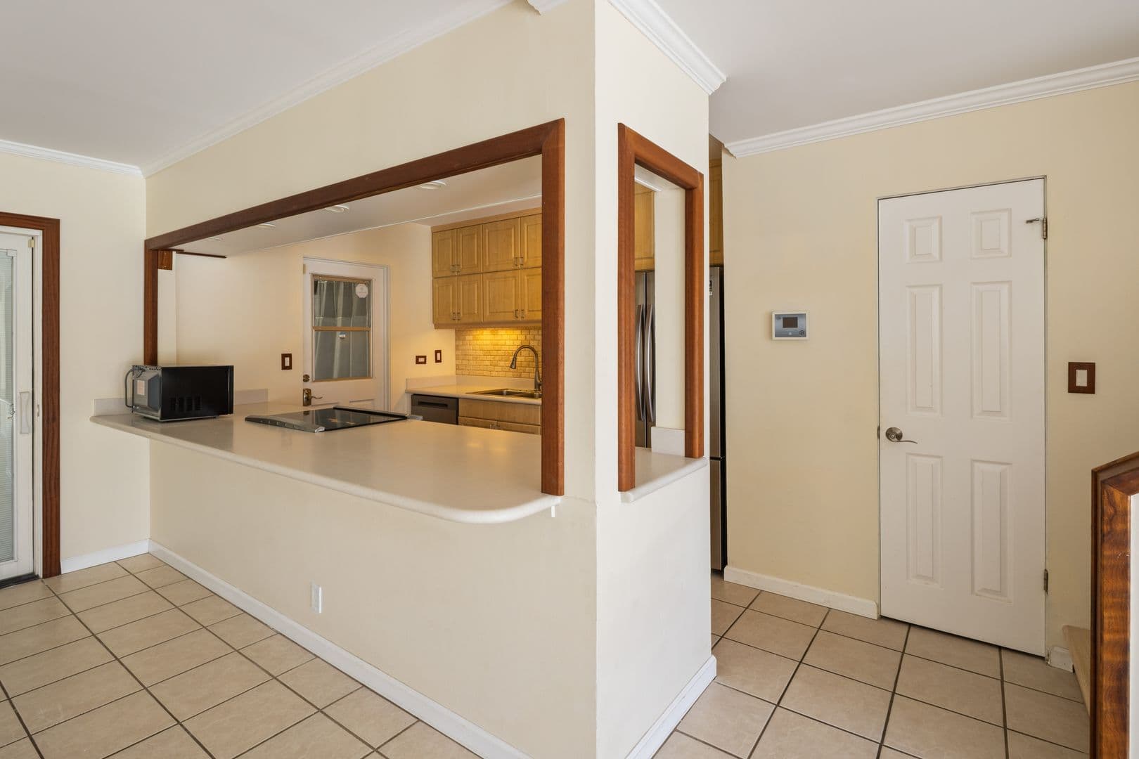Honolulu Townhome: 905 Koko Isle Cir