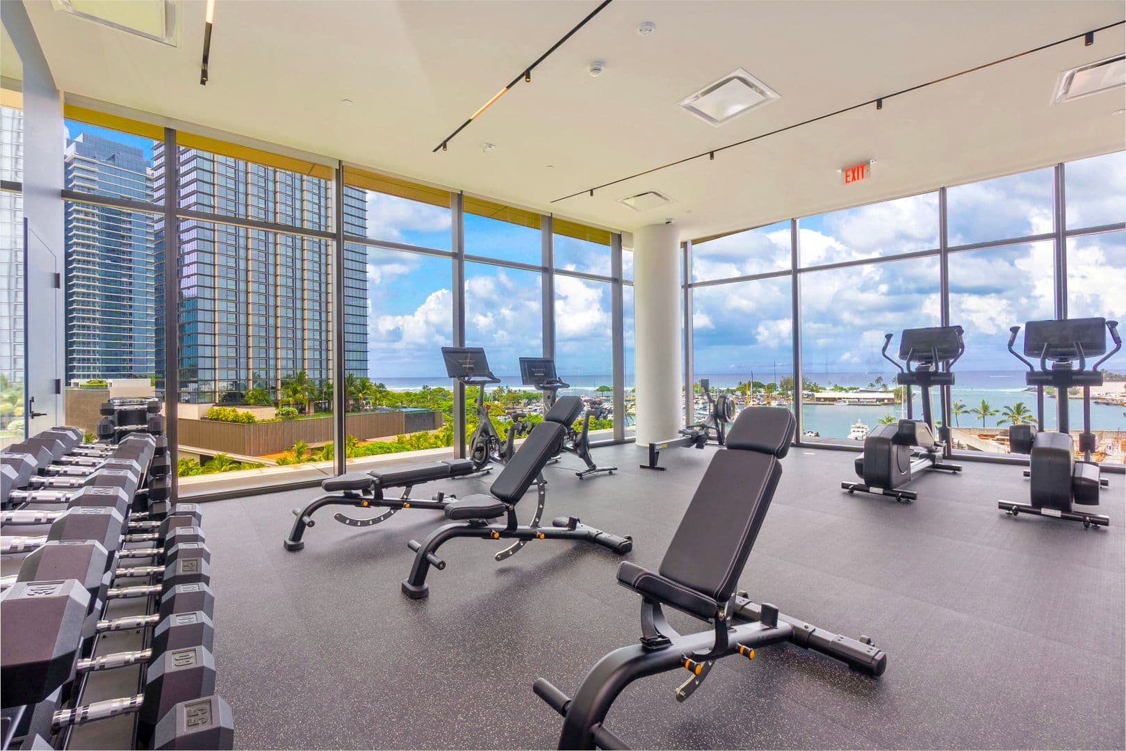Honolulu Condo: 333 Ward Ave