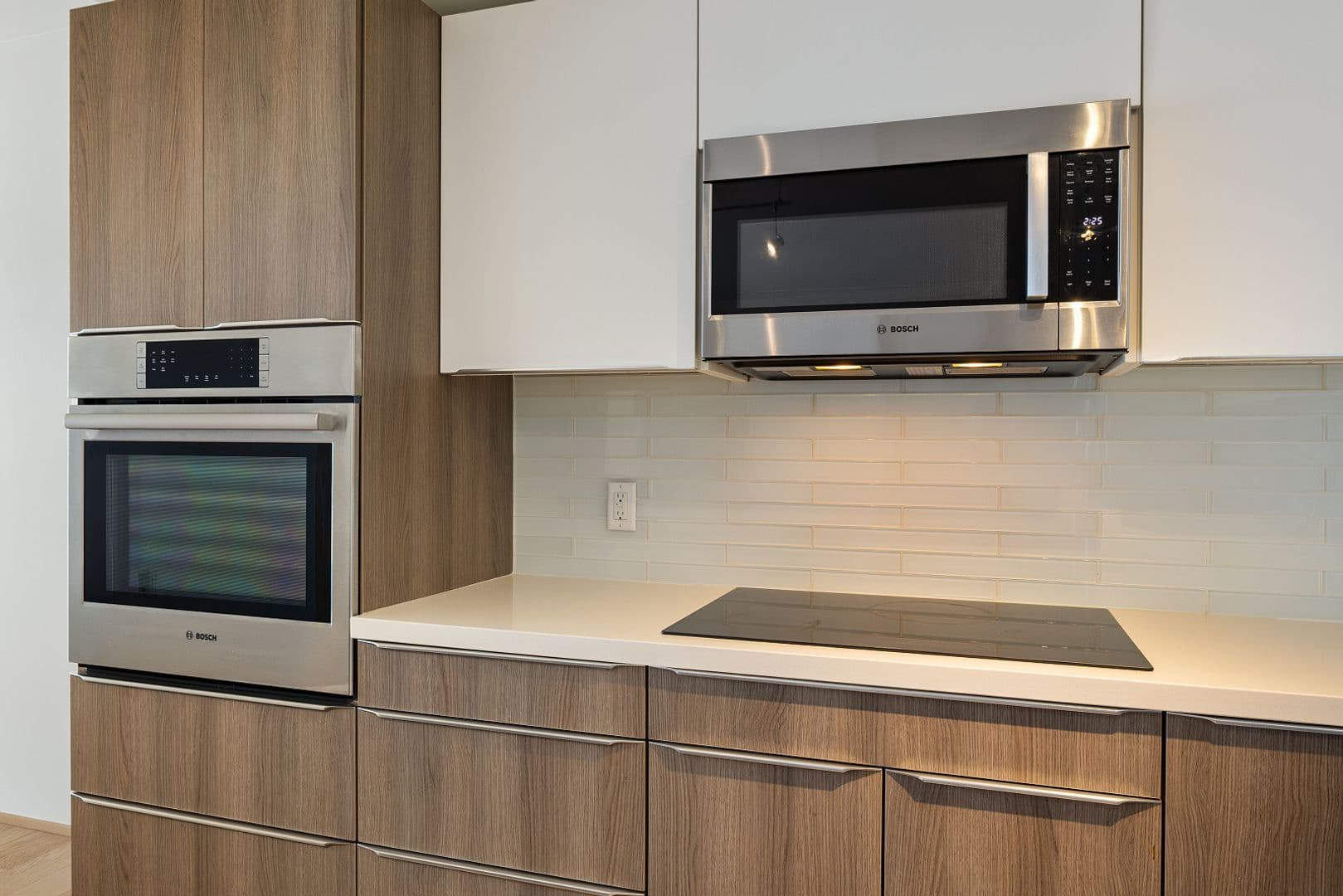 Honolulu Condo: 888 Kapiolani Blvd #4312