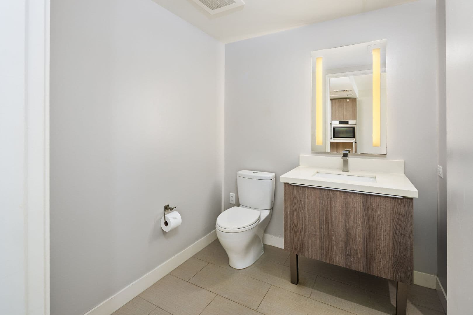 Honolulu Condo: 888 Kapiolani Blvd #4312