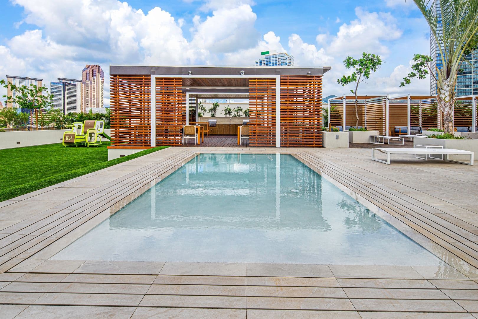 Honolulu Condo: 987 Queen St #3714