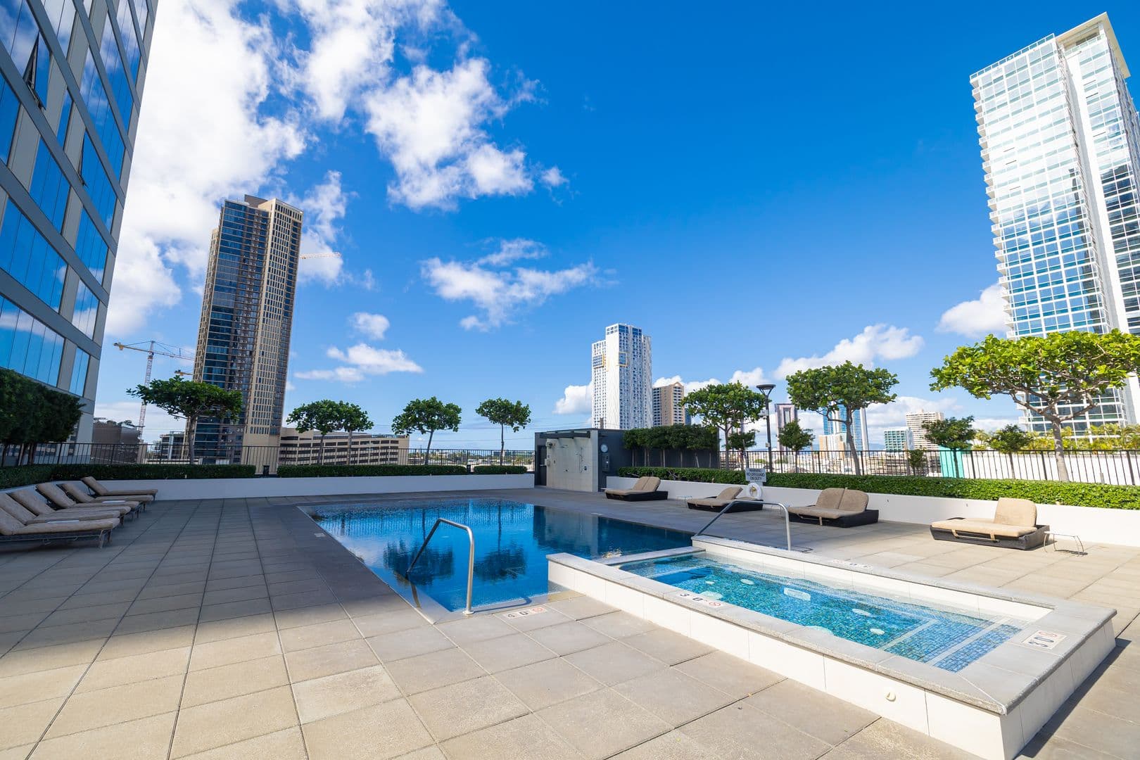 Honolulu Condo: 1009 Kapiolani Blvd #3206