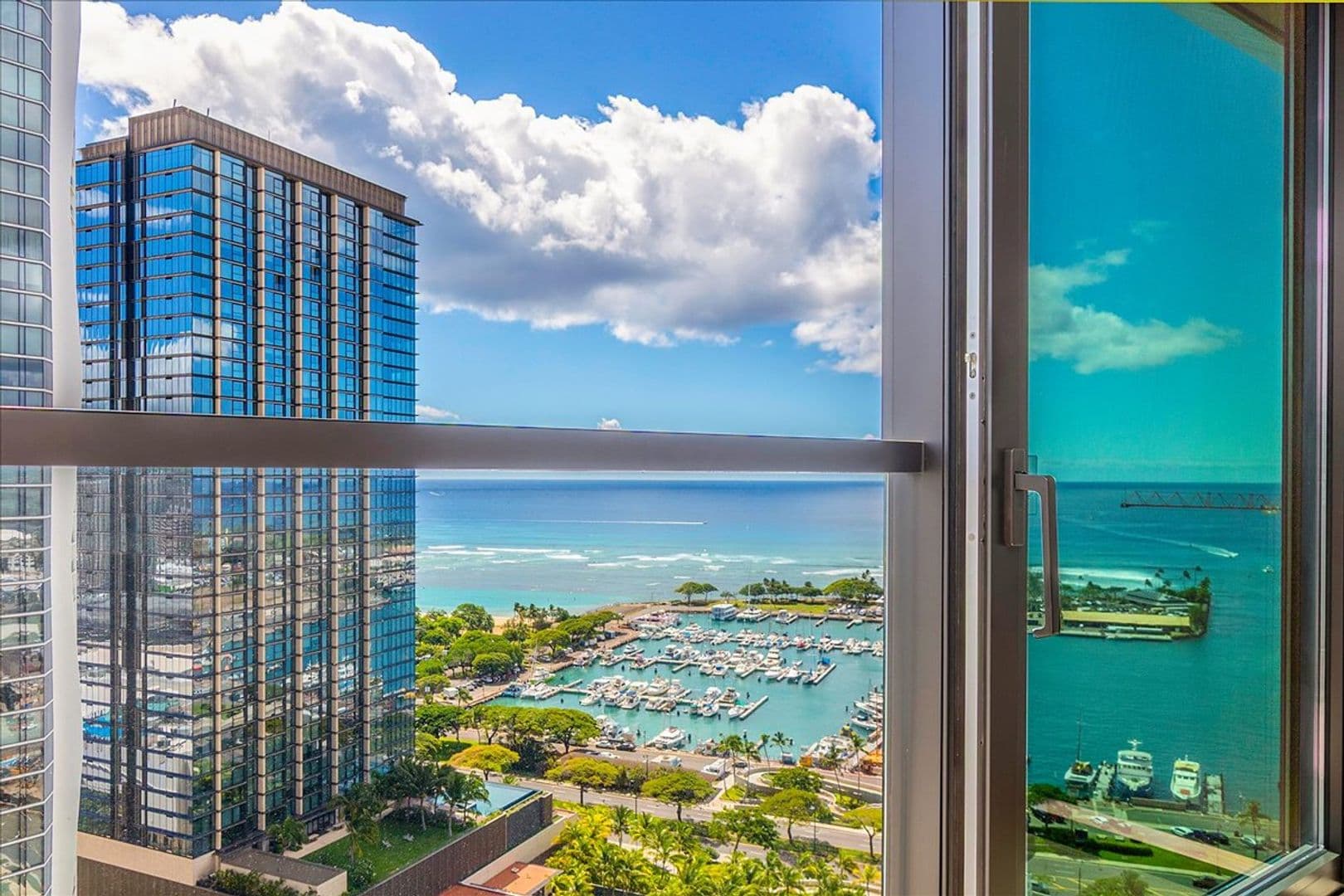 Honolulu Condo: 333 Ward Ave #2508
