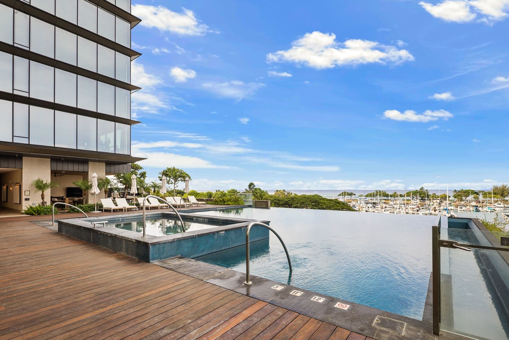Honolulu House: 1100 Ala Moana Blvd. #3001
