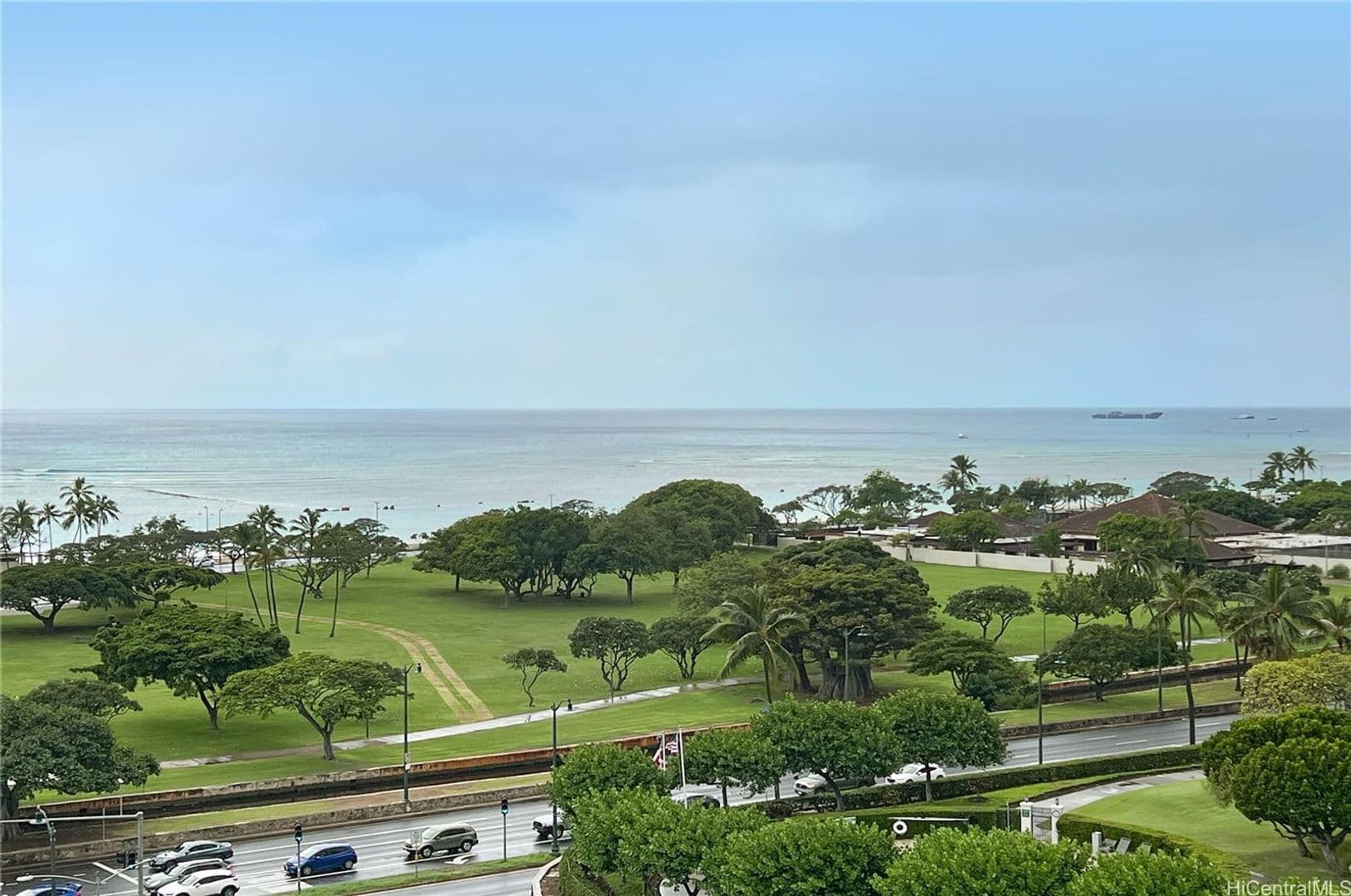 Honolulu Condo: 1388 Ala Moana Blvd. #1804