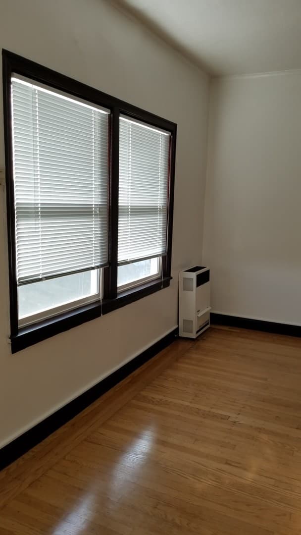 Richmond Apartment: 144 13th St.