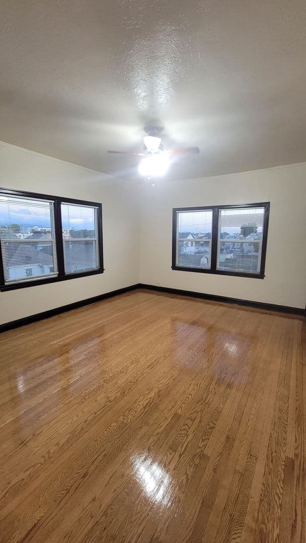Richmond Apartment: 144 13th St.