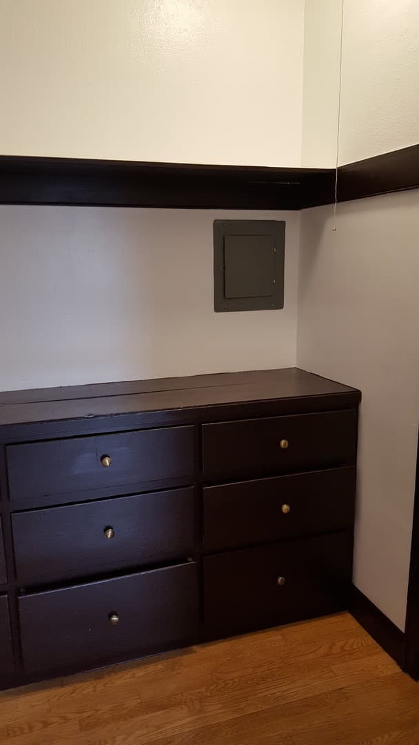 Richmond Apartment: 144 13th St.