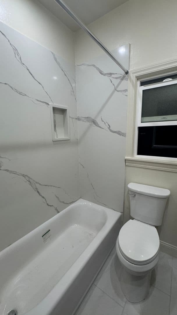 Richmond Apartment: 144 13th St.