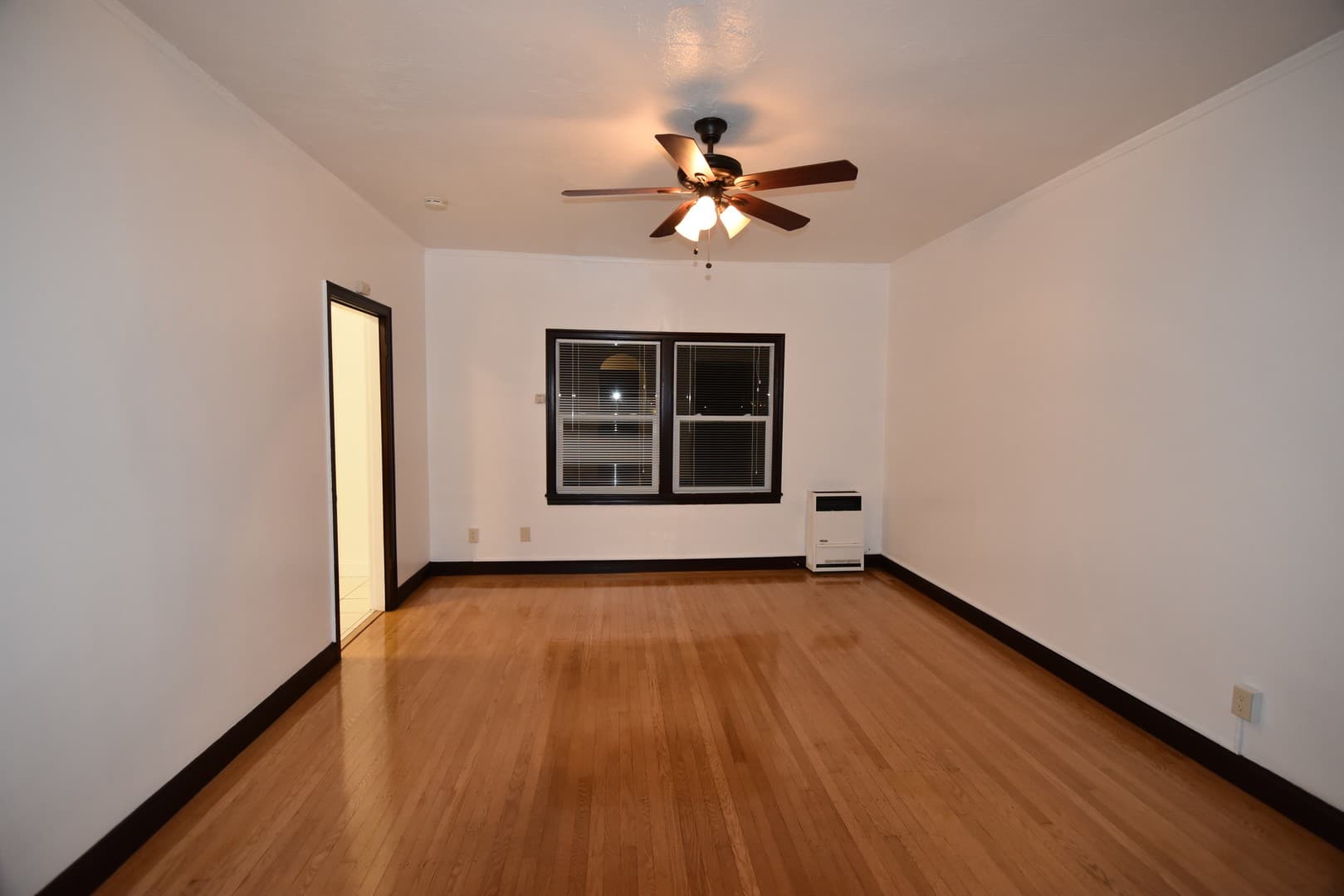 Richmond Apartment: 144 13th St.