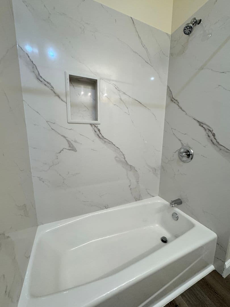 Richmond Apartment: 144 13th St.