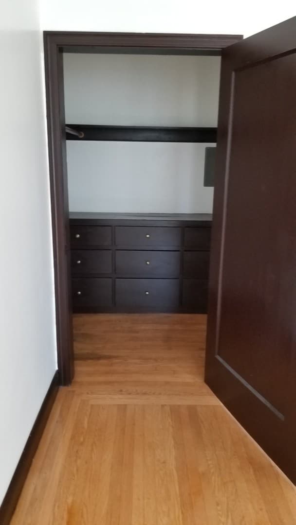 Richmond Apartment: 144 13th St.