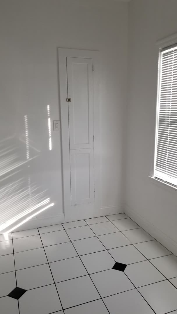 Richmond Apartment: 144 13th St.