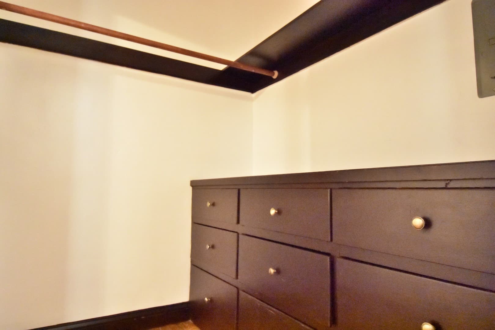 Richmond Apartment: 144 13th St.