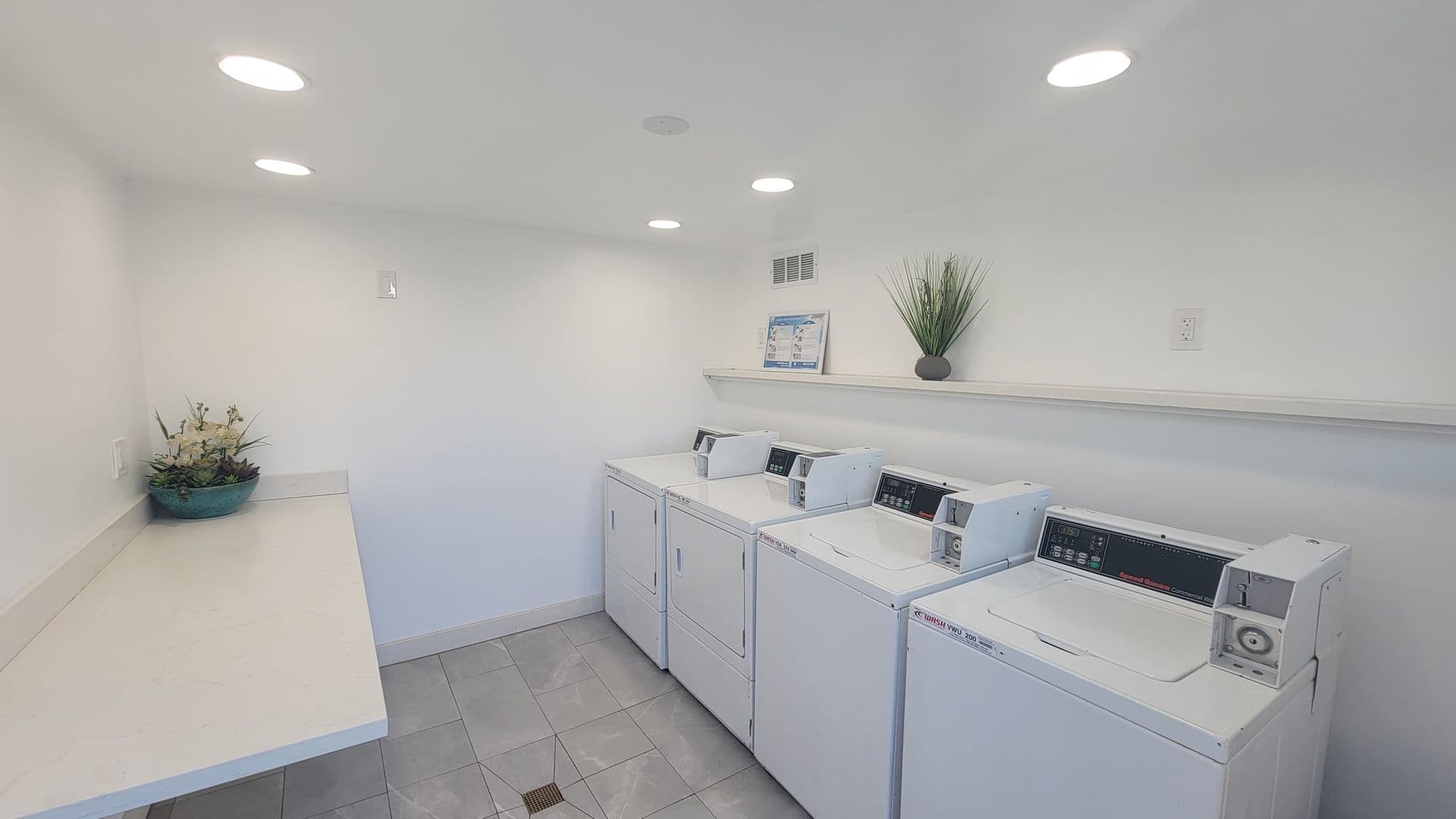 Richmond Apartment: 144 13th St.