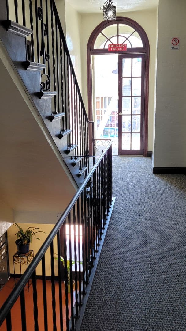 Richmond Apartment: 144 13th St.