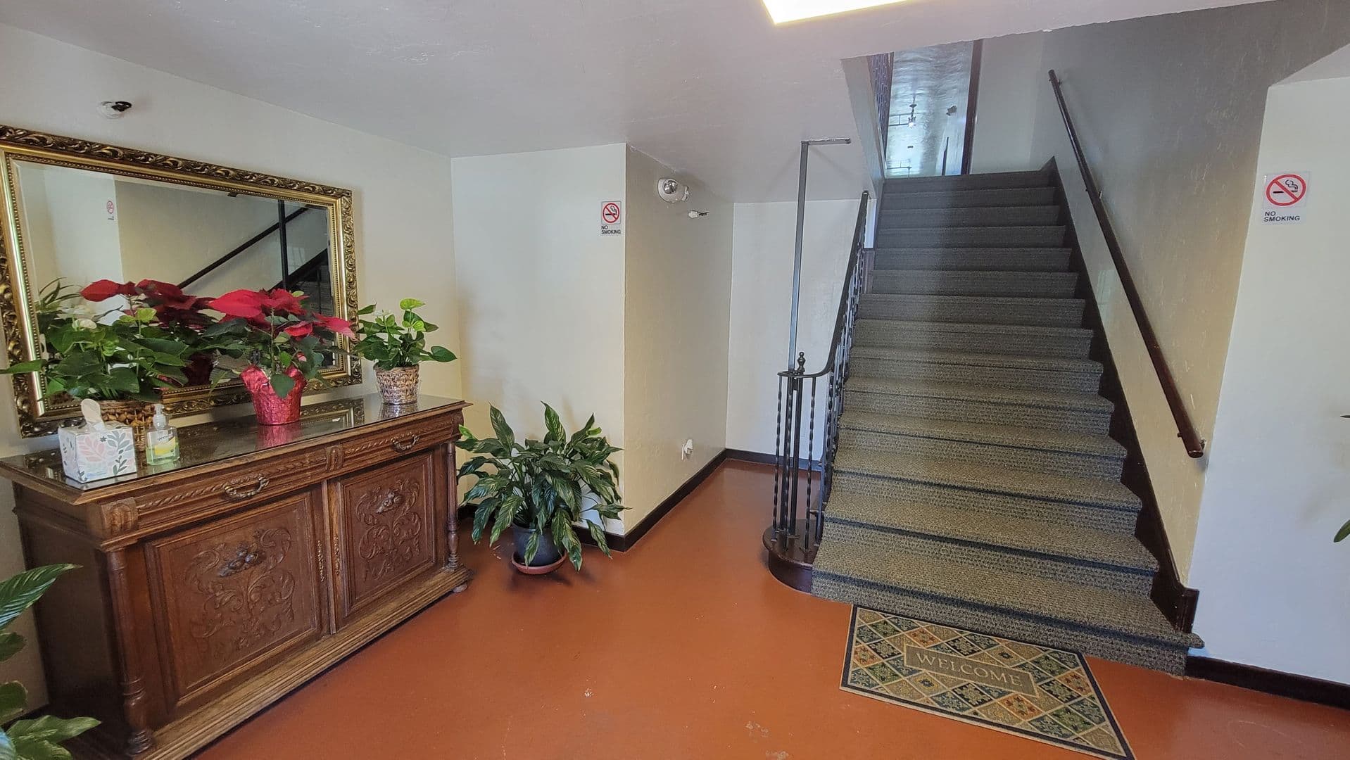 Richmond Apartment: 144 13th St.
