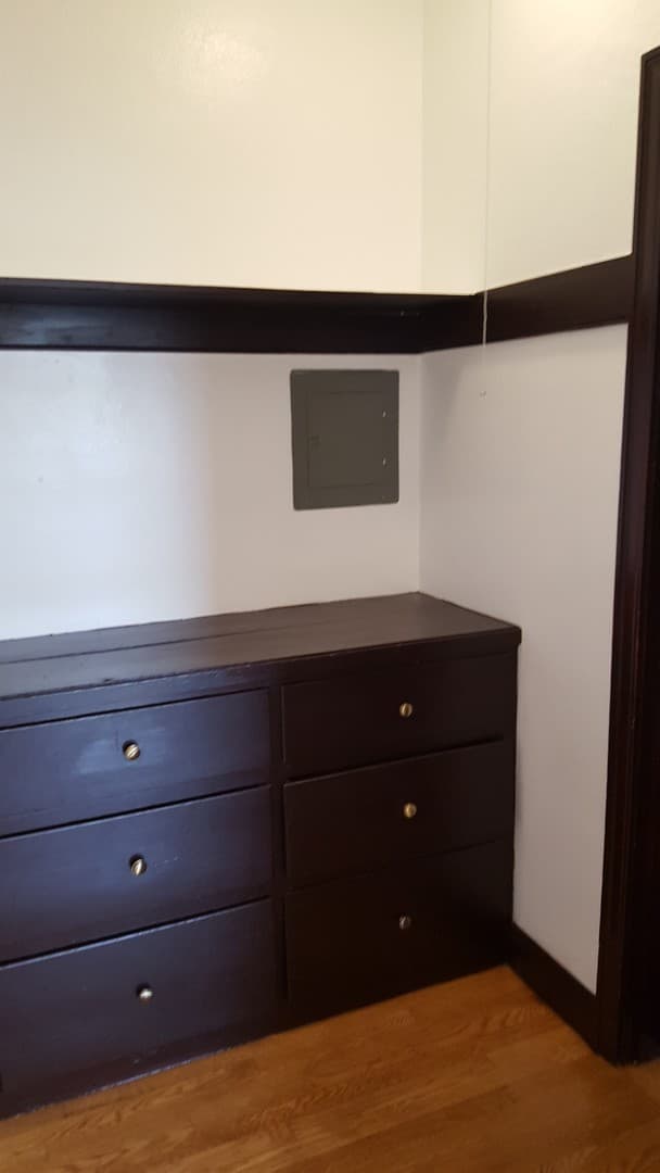 Richmond Apartment: 144 13th St.