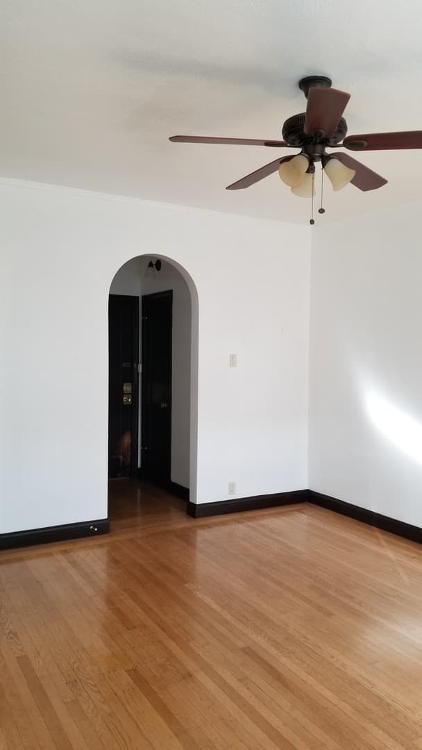 Richmond Apartment: 144 13th St.