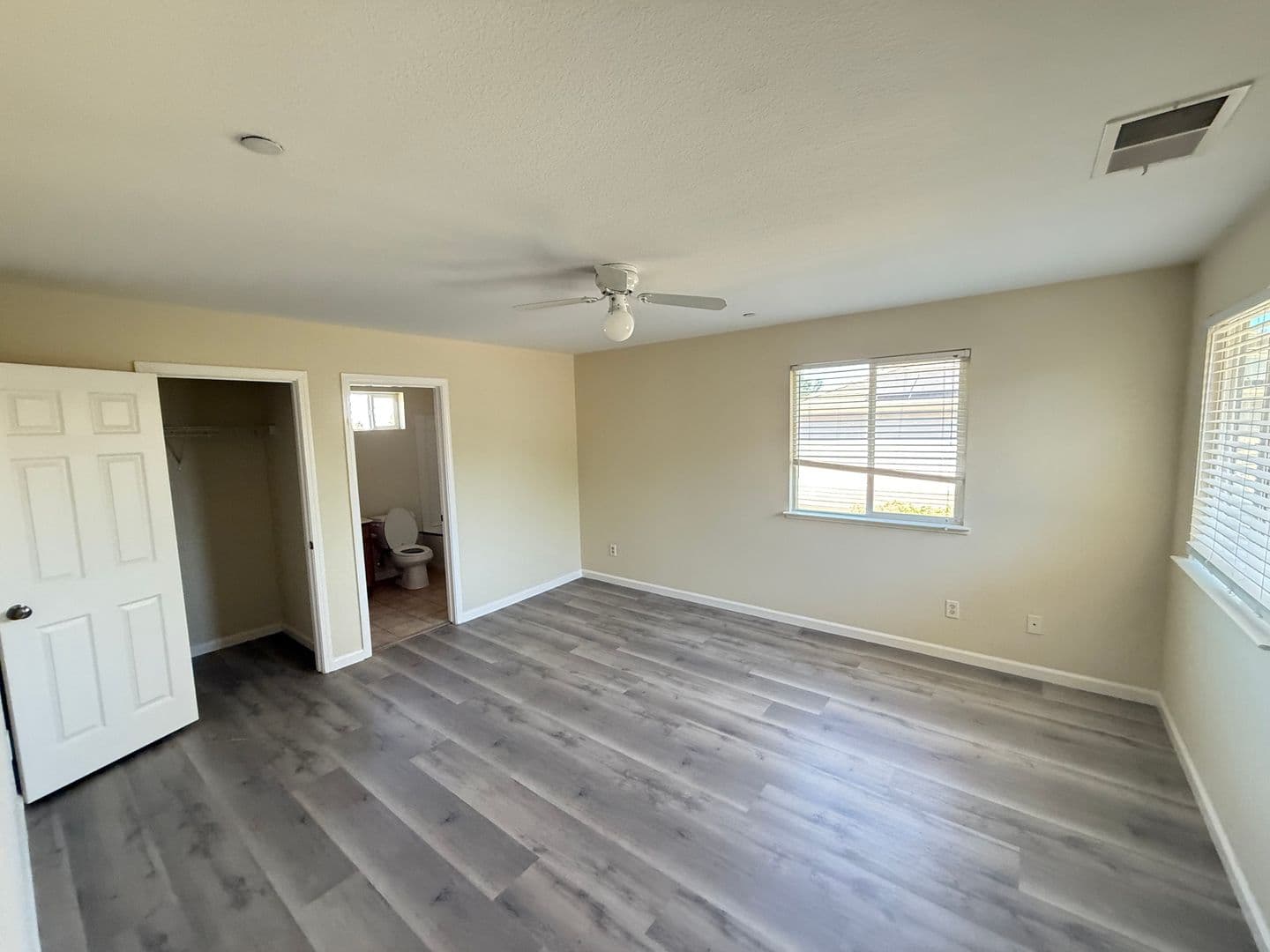 Lincoln House: 1456 Eaglesfield Lane