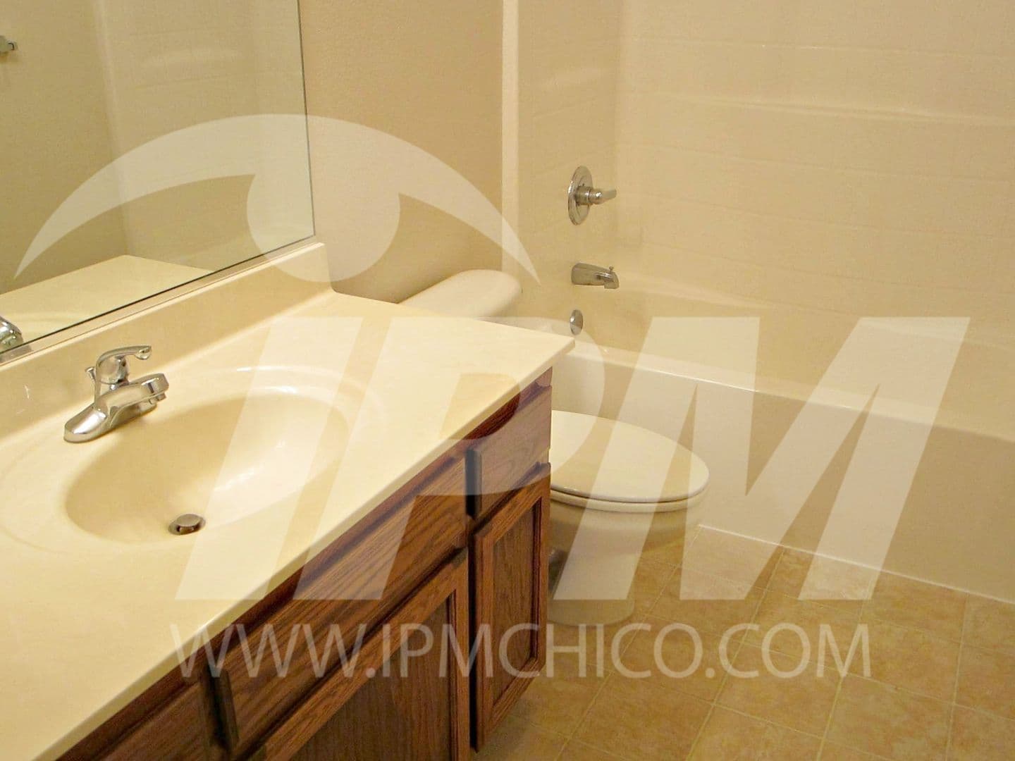 Chico House: 2608 Doral Way