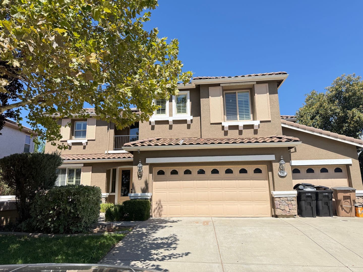 Lincoln House: 2205 Maloney Drive