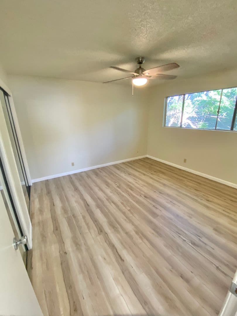 Chico Apartment: 739 West 1st Ave