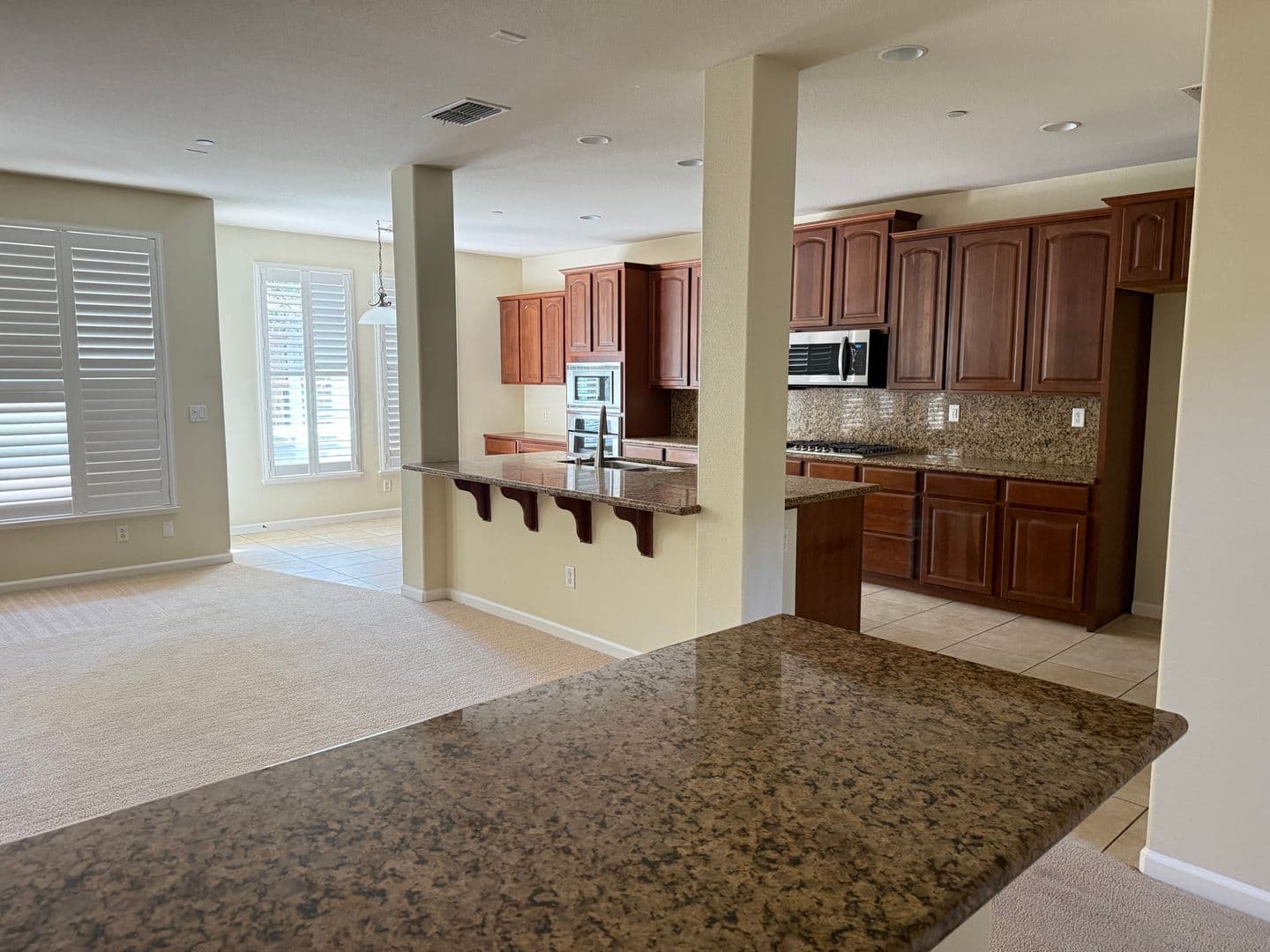 Lincoln House: 1427 Wyndham Lane