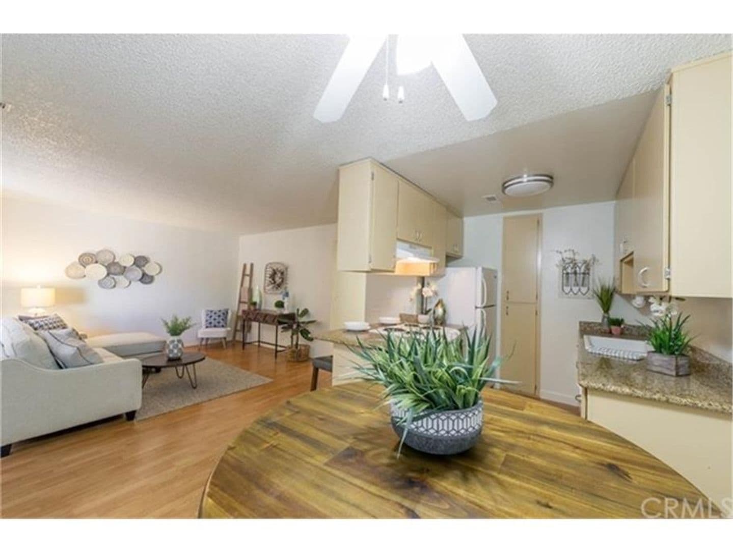 Chico Apartment: 1412 North Cherry St. Apt. 2