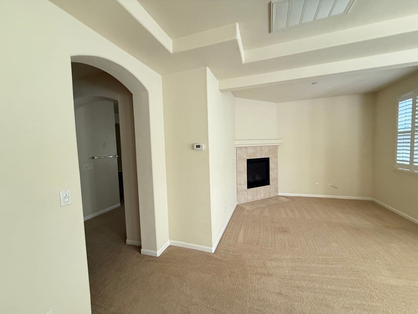 Lincoln House: 1427 Wyndham Lane